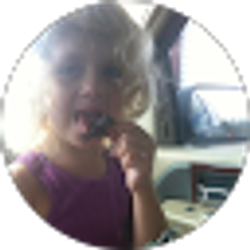 Profile photo of riley shaughnessy