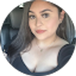 Profile photo of Alessandra Salazar