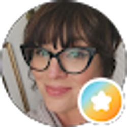 Profile photo of Carrie Clevenger