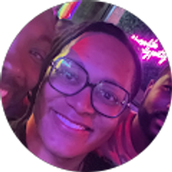 Profile photo of Deaaron Jones