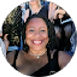Profile photo of Erin Gaten