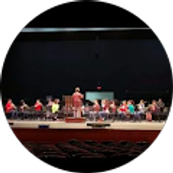 Profile photo of Lyndsey