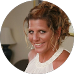 Profile photo of Lisa Stratton