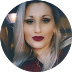 Profile photo of danielle ducker