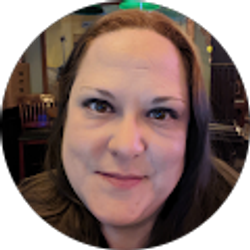 Profile photo of Kelly Arroyo