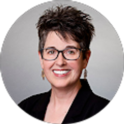 Profile photo of Leslie Hochsprung