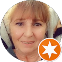 Profile photo of Kim Curtis