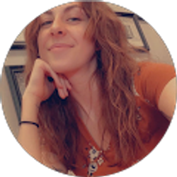 Profile photo of Sarah Straniero