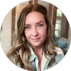 Profile photo of Lyndsey Krosky