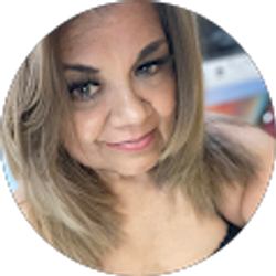 Profile photo of Rosie Alvirde