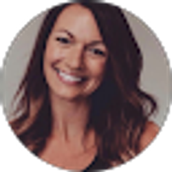 Profile photo of Danielle Slade