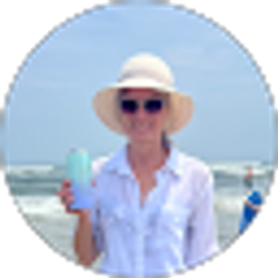 Profile photo of Colette McKelvey