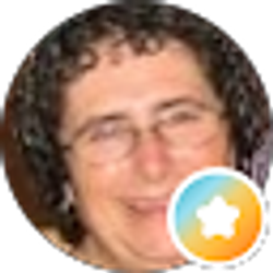 Profile photo of Lynne Ruth