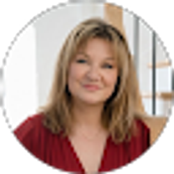 Profile photo of Mai Lan Bradford