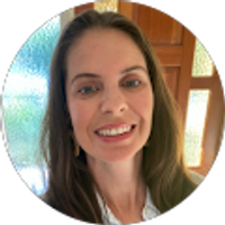 Profile photo of Amy Curell