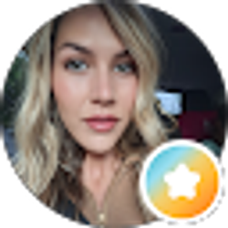 Profile photo of Lacey Hedlund