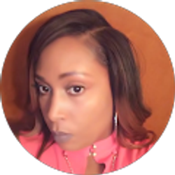 Profile photo of Tia Lee