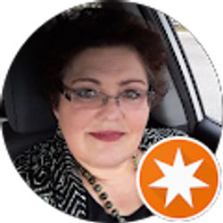 Profile photo of Yvonne Maley