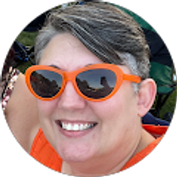 Profile photo of Leanne Gruss