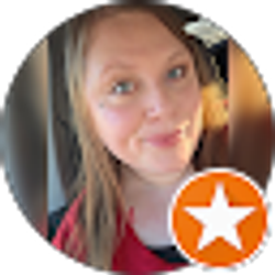 Profile photo of Lindsay Gomez