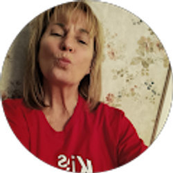 Profile photo of Teresa Holt