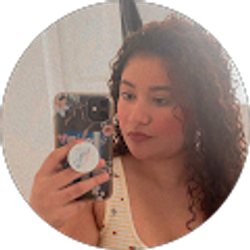 Profile photo of Esthefani Catalán