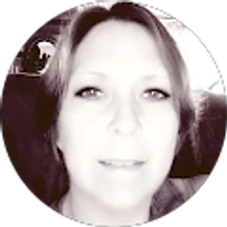 Profile photo of Tina Becker