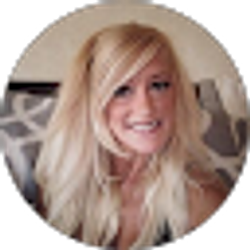 Profile photo of Lynette Kolhmeyer