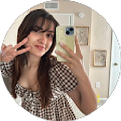 Profile photo of Nelly Valle