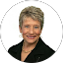 Profile photo of Shelly Burnett