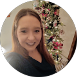 Profile photo of Michelle Ash