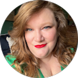 Profile photo of Evelyn Fuson