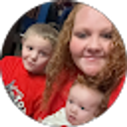 Profile photo of Lindsey Dunn