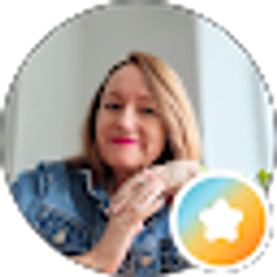 Profile photo of Amy Benjamin