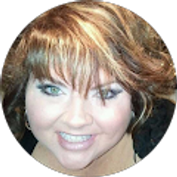 Profile photo of Heather Magnussen