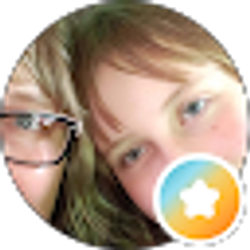 Profile photo of Naomia Hardy