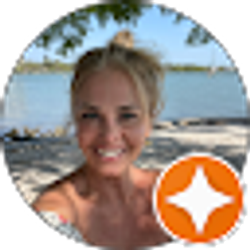 Profile photo of Nikki Ruehl