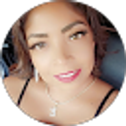 Profile photo of Esmeralda Reyna