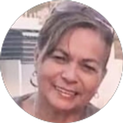 Profile photo of Gloria Triguros