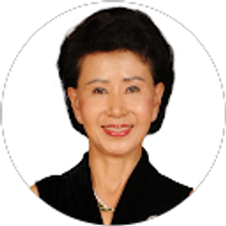 Profile photo of Esther Kim