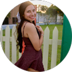 Profile photo of April luna