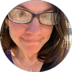 Profile photo of Hannah Stein