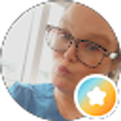 Profile photo of Alex Hollings