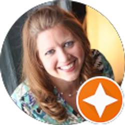 Profile photo of Lauren Queen