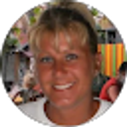 Profile photo of Amy Vanderhoof