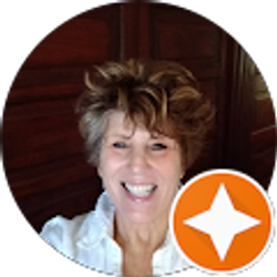 Profile photo of Liz Smyth