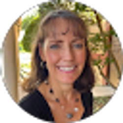 Profile photo of Kristin Smith
