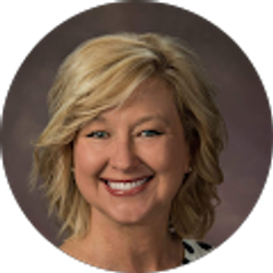 Profile photo of Sandy Scott