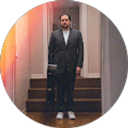 Profile photo of Zac Paris