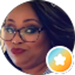 Profile photo of Lisa Currie